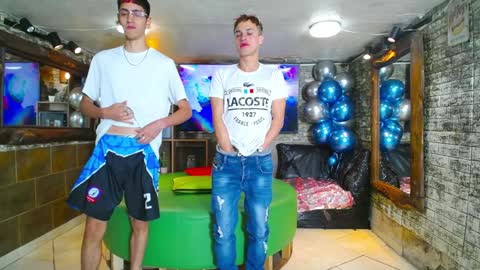 GOLDENJOI online show from 12/22/24, 12:38