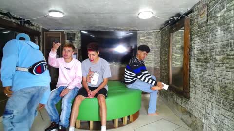 GOLDENJOI online show from 01/10/25, 11:33