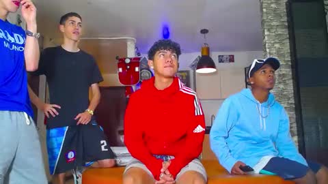 GOLDENJOI online show from 02/22/25, 11:35