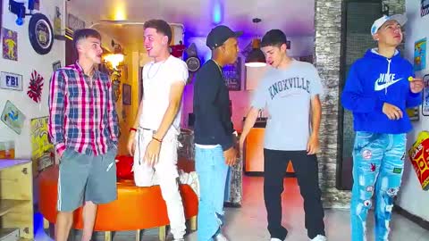 GOLDENJOI online show from 02/26/25, 11:41