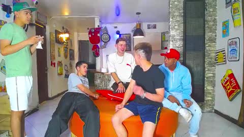 GOLDENJOI online show from 02/27/25, 11:41