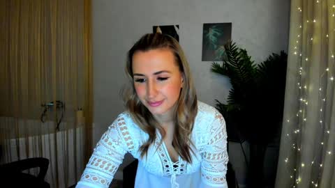 Olivia online show from 02/08/25, 03:30