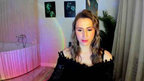 Olivia online show from 11/29/25, 04:15