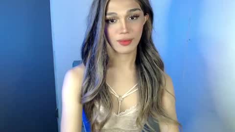 Snapshot of goldenlily69 chatting on 03/05/25, 06:23 Lily is Gold online show from 03/05/25, 06:23