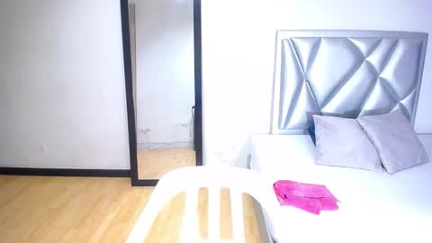 goldenn_ass1 online show from 11/21/25, 03:49