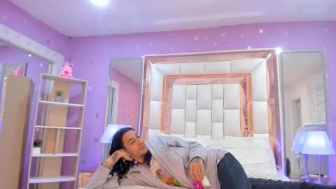 goldentemptation_ online show from 05/22/26, 08:03