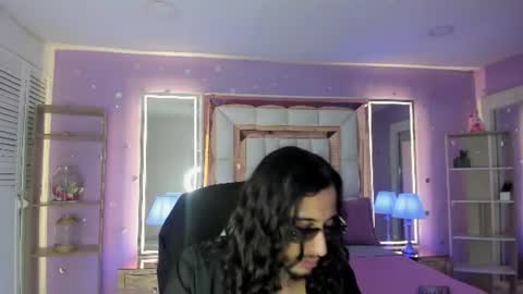 Snapshot of goldentemptation_ chatting on 07/10/26, 08:22 goldentemptation_ online show from 07/10/26, 08:22