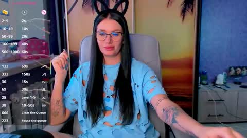 Snapshot of goldenwitchx chatting on 10/04/25, 10:46 Polina online show from 10/04/25, 10:46