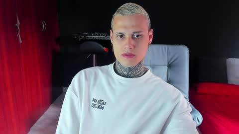 Stiv online show from 03/29/26, 01:55