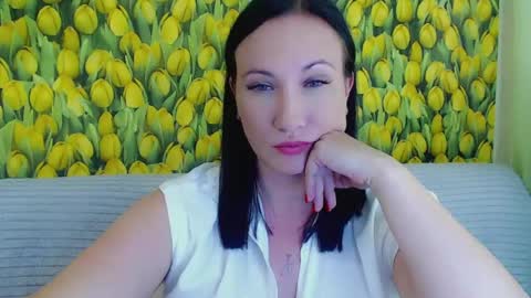 Snapshot of goldmoonn chatting on 07/02/26, 02:23 goldmoonn online show from 07/02/26, 02:23