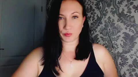 Snapshot of goldmoonn chatting on 07/10/26, 10:45 goldmoonn online show from 07/10/26, 10:45
