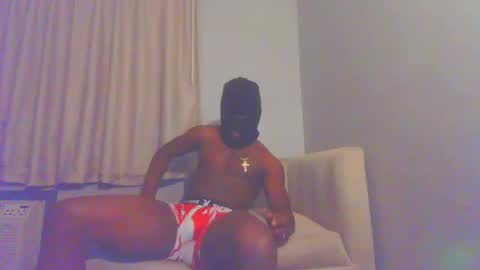 FINEASSGOLDMOUTH online show from 12/23/24, 11:47