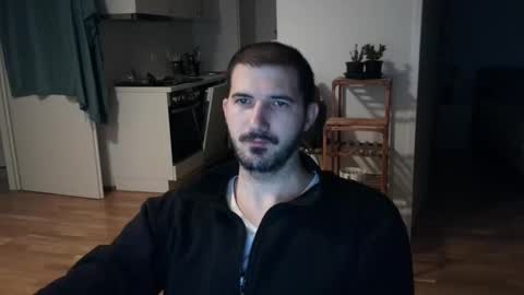 Snapshot of goldnic_10 chatting on 12/22/25, 02:14 goldnic_10 online show from 12/22/25, 02:14