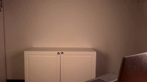 Dee online show from 10/10/25, 10:14