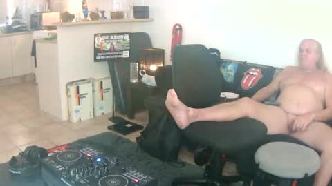 Snapshot of goldyguy011 chatting on 07/08/26, 12:26 goldyguy011 online show from 07/08/26, 12:26