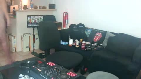 Snapshot of goldyguy011 chatting on 07/19/26, 11:58 goldyguy011 online show from 07/19/26, 11:58