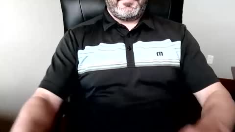 Snapshot of golfpro84 chatting on 05/07/26, 05:18 golfpro84 online show from 05/07/26, 05:18