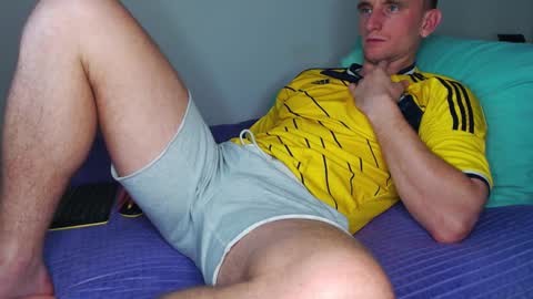 Snapshot of golov176 chatting on 12/08/24, 04:28 LEO online show from 12/08/24, 04:28