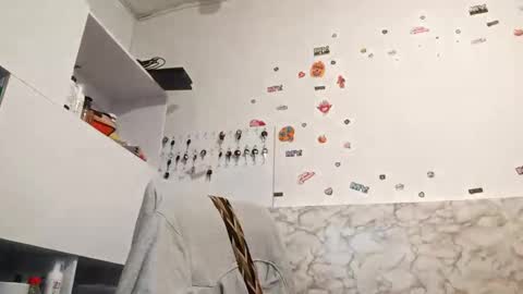 Snapshot of gomita1810 chatting on 12/13/24, 12:09 gomita online show from 12/13/24, 12:09