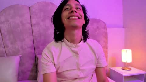 Snapshot of gomita1810 chatting on 12/15/24, 04:51 gomita online show from 12/15/24, 04:51