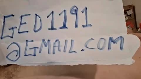 Snapshot of gonadalache chatting on 10/16/25, 12:39 gonadalache online show from 10/16/25, 12:39
