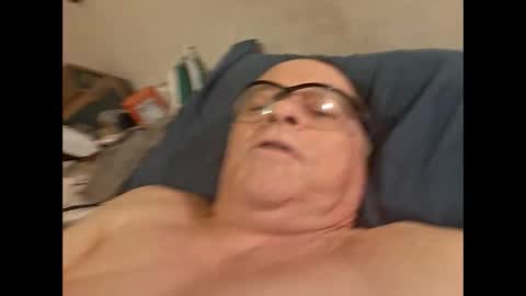 Snapshot of gonadalache chatting on 11/03/25, 05:52 gonadalache online show from 11/03/25, 05:52