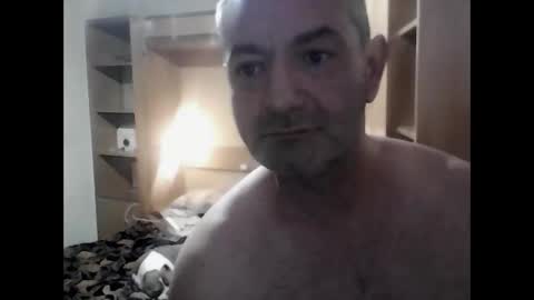 Snapshot of gonzalobilbaogon chatting on 12/23/24, 05:06 gonzalo online show from 12/23/24, 05:06