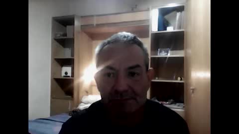 Snapshot of gonzalobilbaogon chatting on 01/01/25, 11:29 gonzalo online show from 01/01/25, 11:29