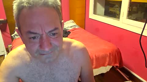 Snapshot of gonzalobilbaogon chatting on 03/03/26, 01:34 gonzalo online show from 03/03/26, 01:34