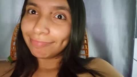 Snapshot of good_girl4_u1 chatting on 10/25/25, 01:40 salome online show from 10/25/25, 01:40