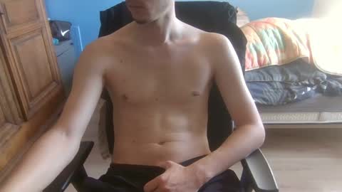 Snapshot of goodboy146 chatting on 04/25/26, 04:37 Goodboy online show from 04/25/26, 04:37