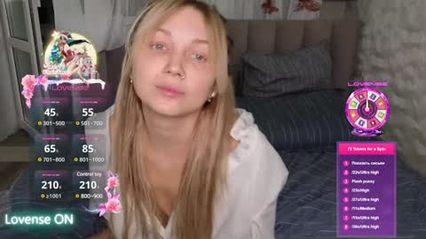 goodgirl0024 online show from 01/18/25, 07:58