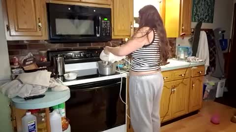 goodgirlcelestecat online show from 11/27/25, 05:09