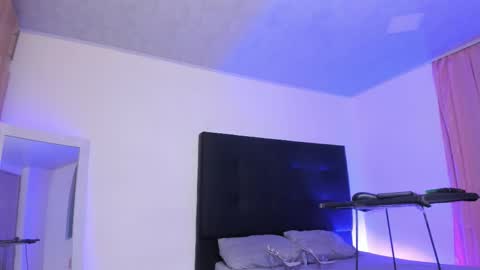 Snapshot of goodgirlforyou_ chatting on 10/12/25, 10:53 natt online show from 10/12/25, 10:53