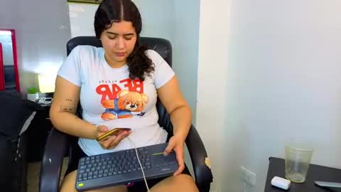 Goodgirlxxxl online show from 06/25/26, 07:13