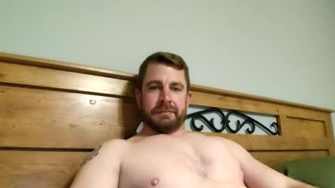 Snapshot of goodgreen35 chatting on 12/03/25, 03:47 goodgreen35 online show from 12/03/25, 03:47