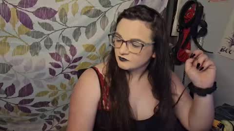goodgrl1799 online show from 10/21/25, 01:28