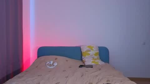 Snapshot of goodlool chatting on 03/24/26, 11:37 goodlool online show from 03/24/26, 11:37