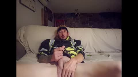 Snapshot of goodtimefun81 chatting on 11/06/25, 03:18 goodtimefun81 online show from 11/06/25, 03:18