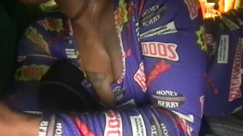 goodzt online show from 12/17/25, 07:47