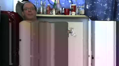 Snapshot of goofylicious_91 chatting on 01/25/25, 08:42 Peter online show from 01/25/25, 08:42