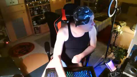 google5001 online show from 12/21/25, 12:29