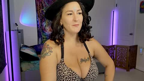 gooner_girl online show from 09/10/25, 01:33