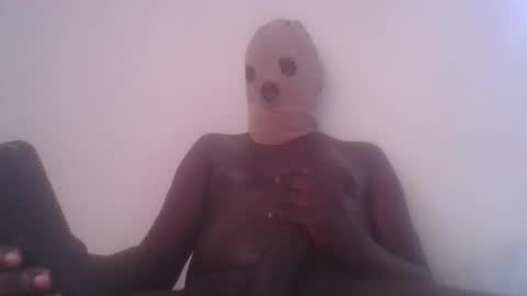 Snapshot of gorashado chatting on 10/01/25, 07:36 Sexy Black Model online show from 10/01/25, 07:36