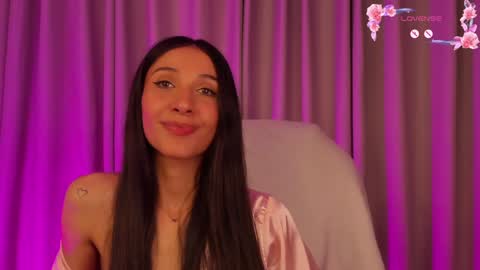 Snapshot of gorgeous_brunette chatting on 02/03/25, 01:51 Rose online show from 02/03/25, 01:51