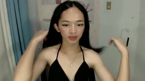 Snapshot of gorgeous_celestine chatting on 06/20/26, 07:44 tine online show from 06/20/26, 07:44