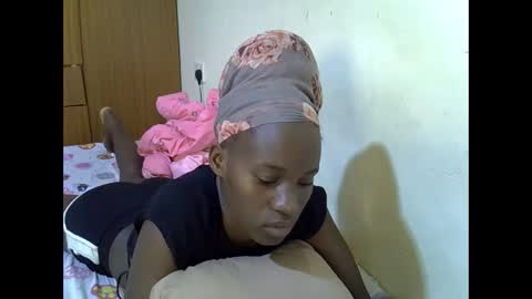 gorgeous_maya1 online show from 11/20/25, 06:07