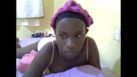 Snapshot of gorgeous_maya1 chatting on 05/12/26, 08:44 gorgeous_maya1 online show from 05/12/26, 08:44