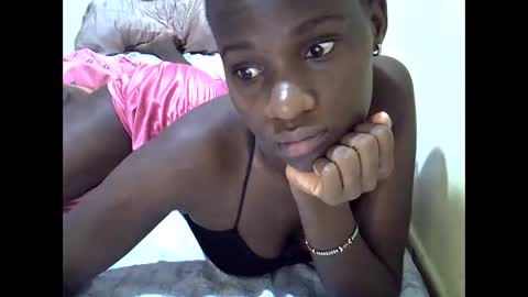 Snapshot of gorgeous_maya1 chatting on 05/18/26, 08:09 gorgeous_maya1 online show from 05/18/26, 08:09