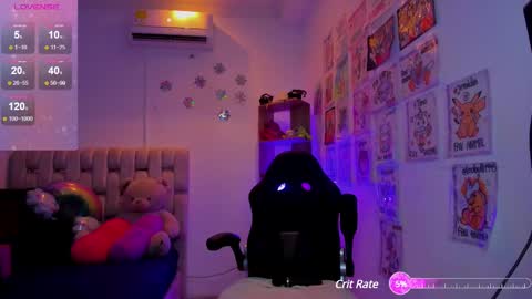 i am Jessi  I love animals and drawing I hope to get along with everyone. XOXO online show from 02/18/25, 07:52